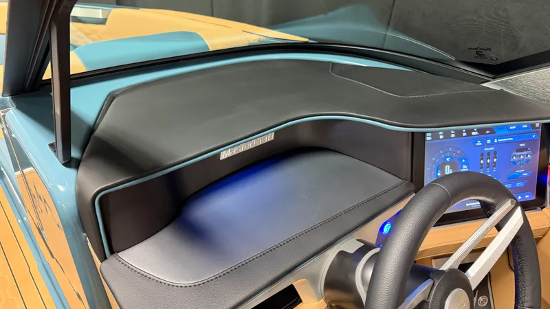 Slide: The Image of Mastercraft XT23 2026 - 73