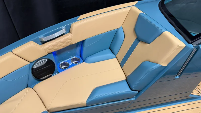 Slide: The Image of Mastercraft XT23 2026 - 86