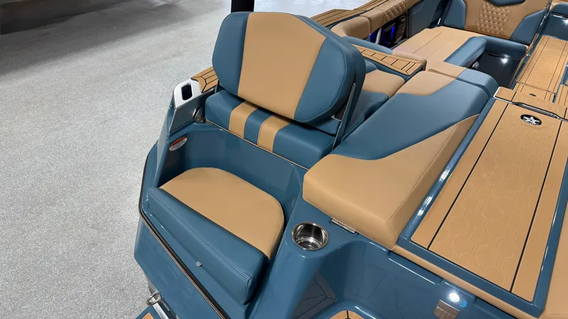 Slide: The Image of Mastercraft XT23 2026 - 16