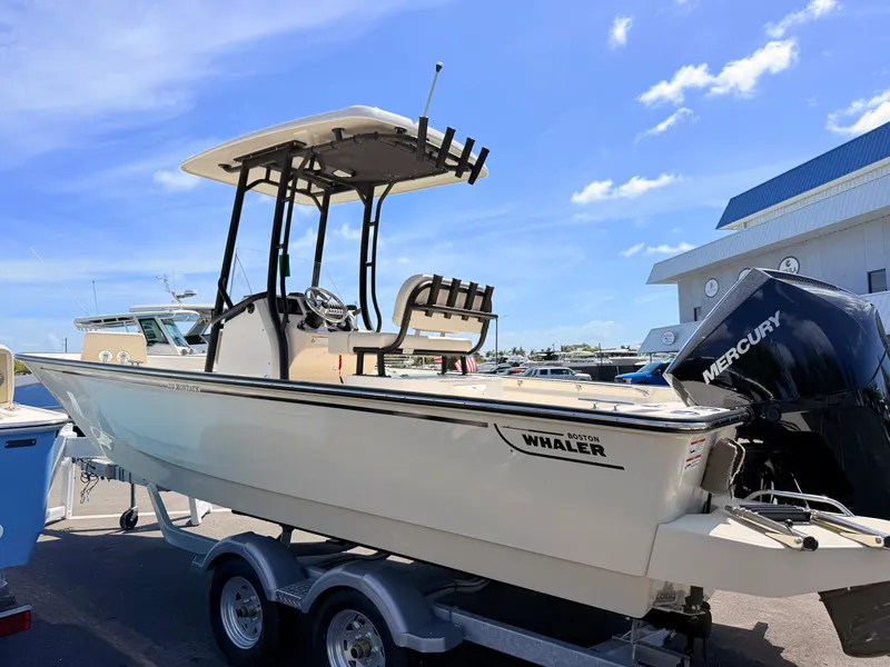 Slide: The Image of Boston Whaler 210 Montauk 2026 - 8