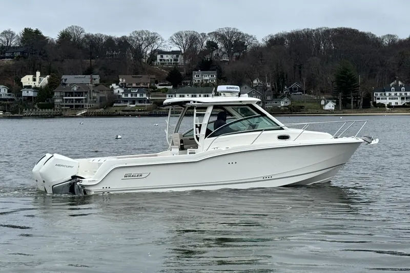 The Image of Boston Whaler 285 Conquest 2026 - 0