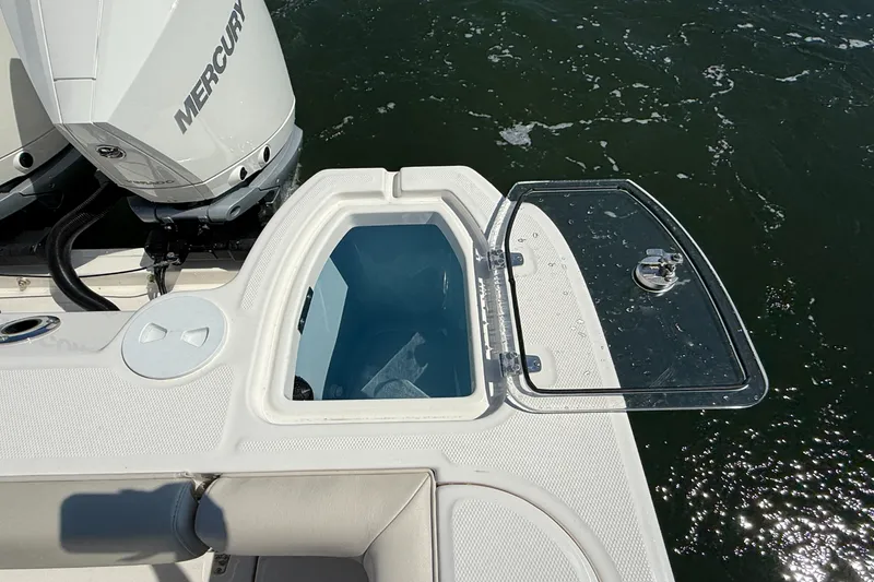 Slide: The Image of Boston Whaler 285 Conquest 2026 - 13