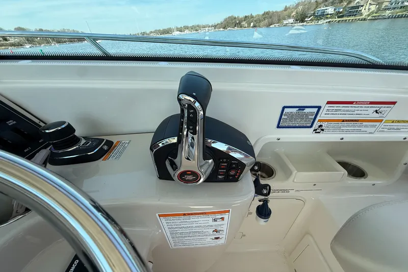 Slide: The Image of Boston Whaler 285 Conquest 2026 - 24