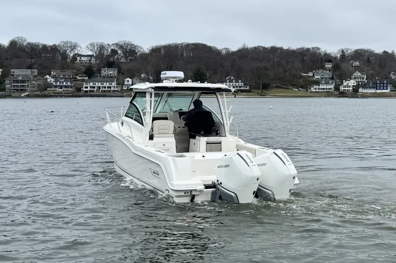 Slide: The Image of Boston Whaler 285 Conquest 2026 - 3