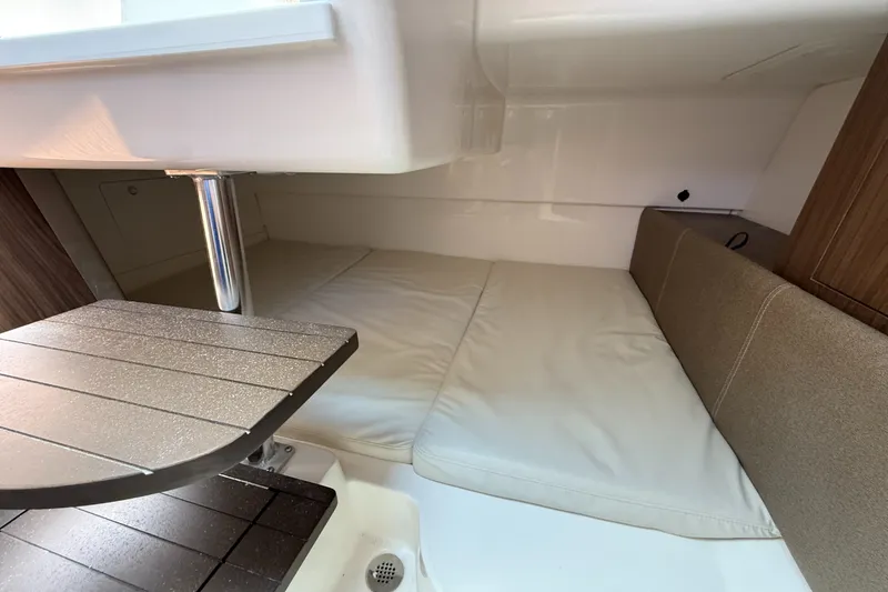 Slide: The Image of Boston Whaler 285 Conquest 2026 - 38