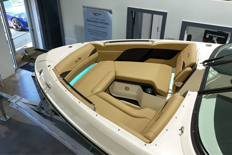 Slide: The Image of Sea Ray SLX 280 Outboard 2026 - 27