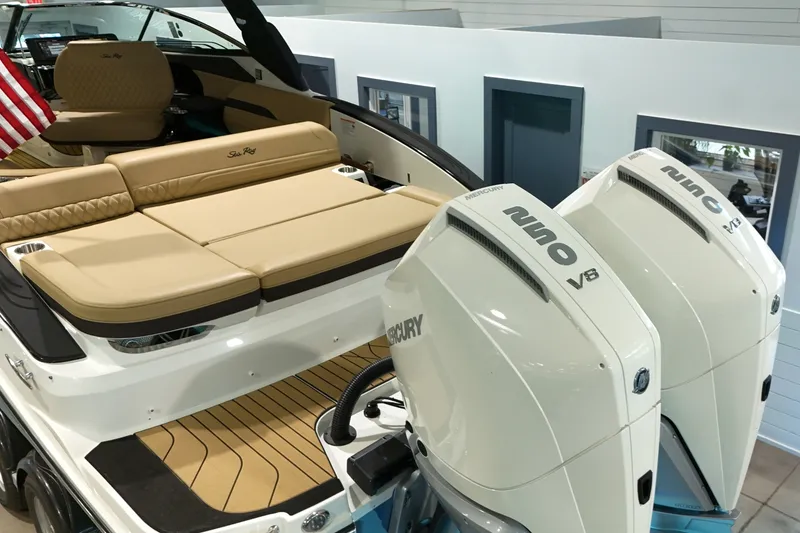 Slide: The Image of Sea Ray SLX 280 Outboard 2026 - 5