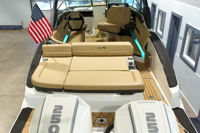 Slide: The Image of Sea Ray SLX 280 Outboard 2026 - 7