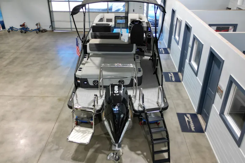 Slide: The Image of Harris Sunliner 250 2026 - 4