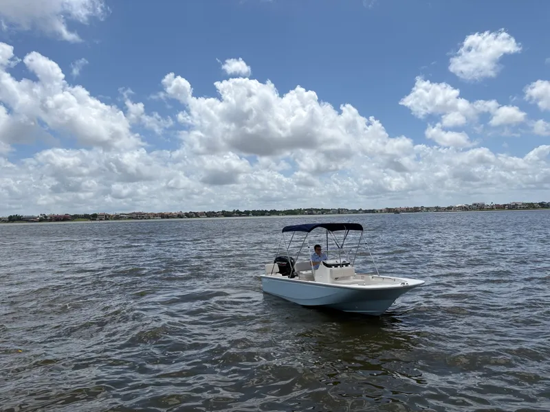 Slide: The Image of Boston Whaler 170 Montauk 2026 - 5