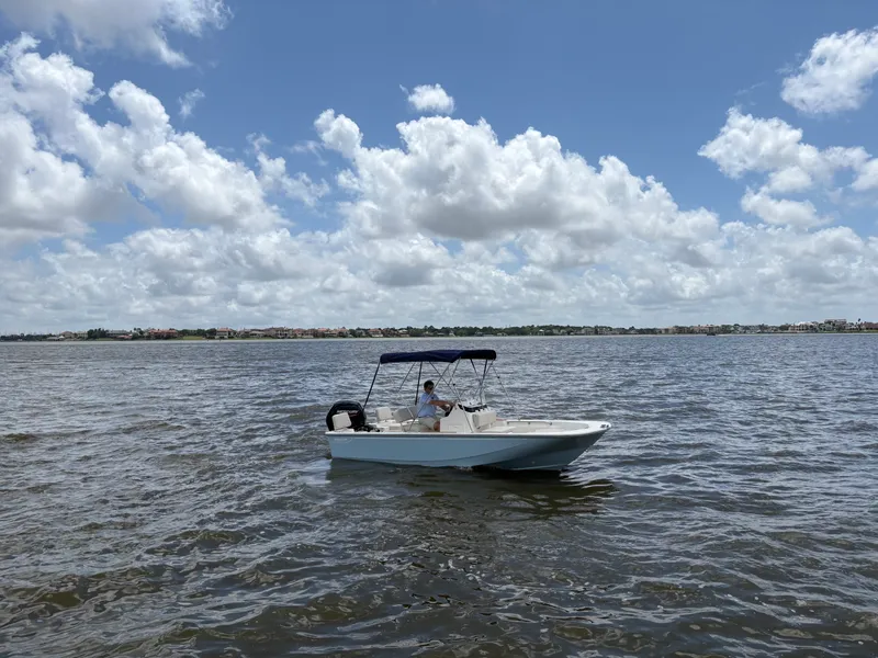 Slide: The Image of Boston Whaler 170 Montauk 2026 - 6