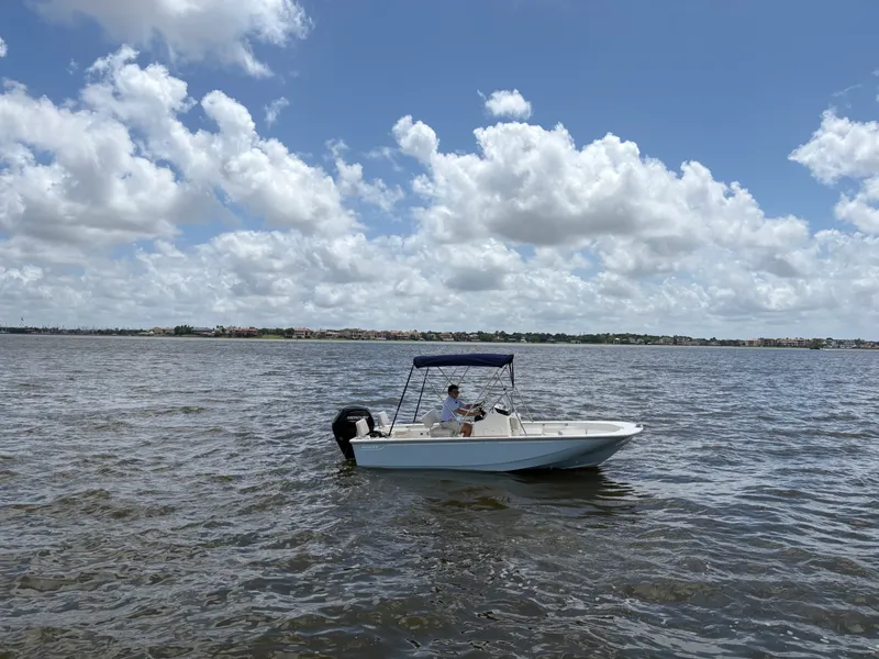 Slide: The Image of Boston Whaler 170 Montauk 2026 - 7