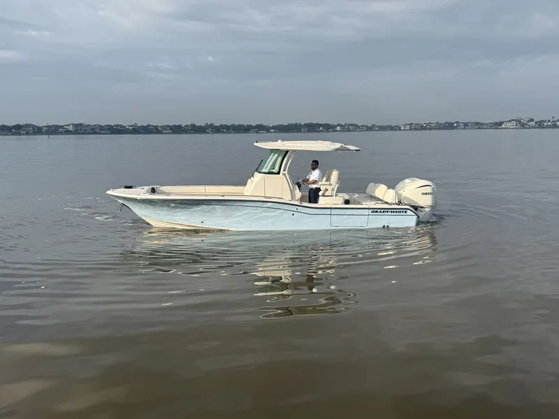 Slide: The Image of Grady-White 281 CE 2026 - 3
