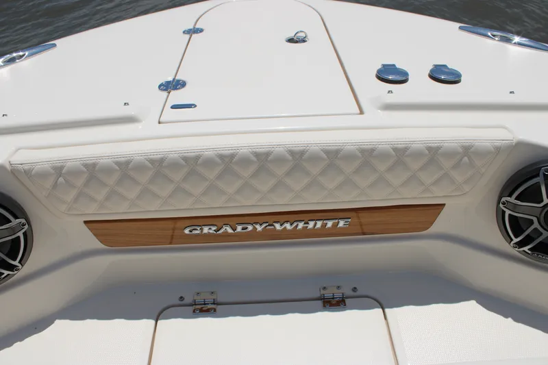 Slide: The Image of Grady-White Freedom 415 2026 - 54