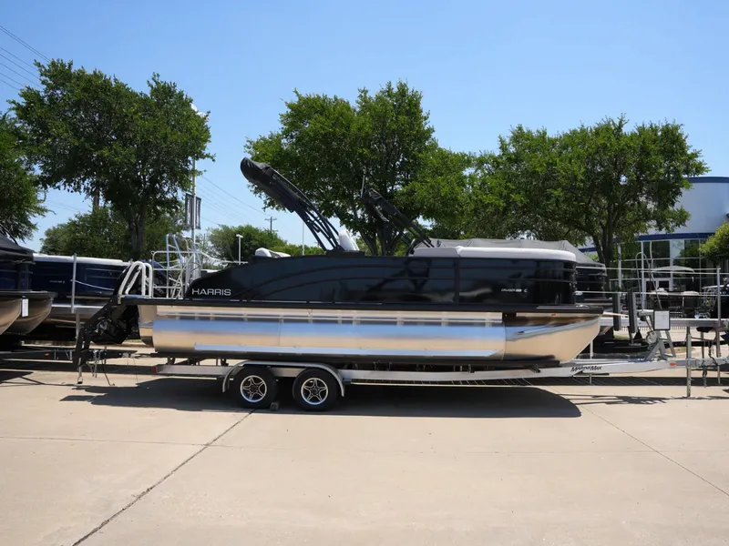 The Image of Harris Cruiser 210 2026 - 0