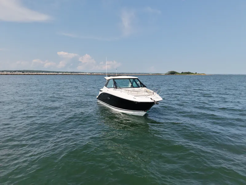 Slide: The Image of Sea Ray Sundancer 320 Outboard 2026 - 2