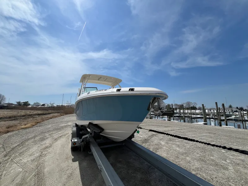 Slide: The Image of Boston Whaler 240 Vantage 2026 - 27