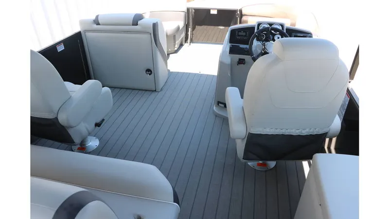 Slide: The Image of Sylvan Mirage X1 CLZ DH Tri Toon 2025 - 24