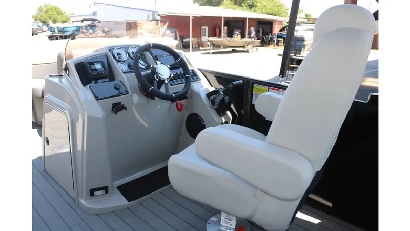 Slide: The Image of Sylvan Mirage X1 CLZ DH Tri Toon 2025 - 25