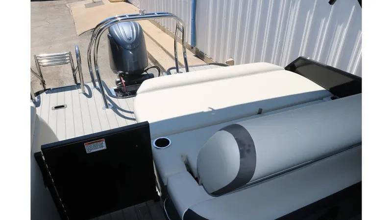 Slide: The Image of Sylvan Mirage X1 CLZ DH Tri Toon 2025 - 33