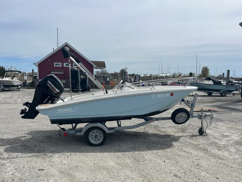 The Image of Boston Whaler 130 Super Sport 2025 - 0