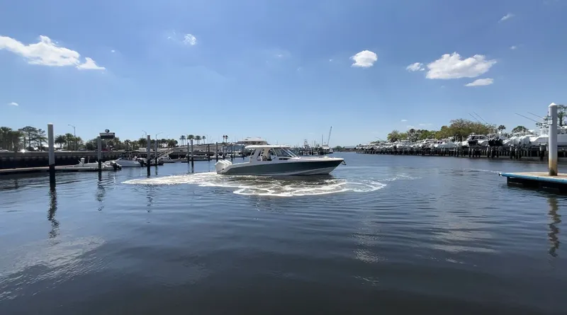 Slide: The Image of Boston Whaler 350 Realm 2026 - 5