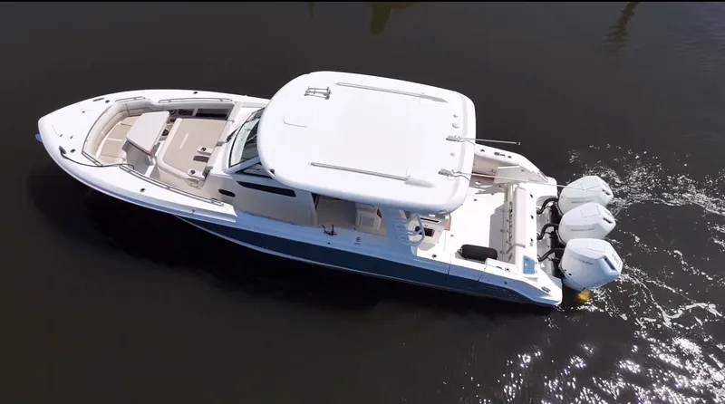Slide: The Image of Boston Whaler 350 Realm 2026 - 9