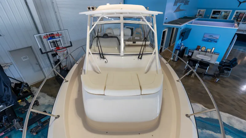 Slide: The Image of Grady-White Marlin 300 2026 - 10