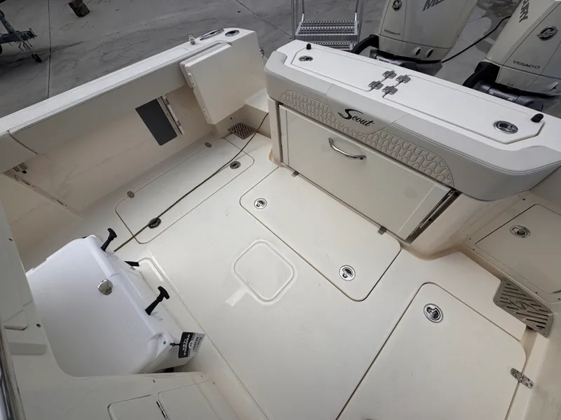 Slide: The Image of Scout 288 LXF 2026 - 10