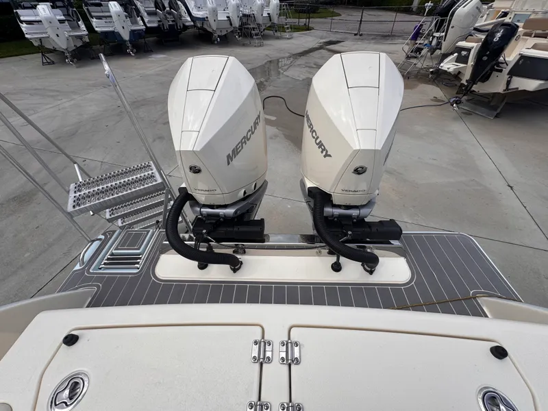 Slide: The Image of Scout 288 LXF 2026 - 6