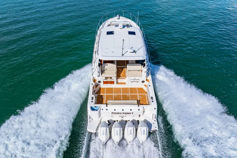 Slide: The Image of Boston Whaler 405 Conquest 2022 - 62