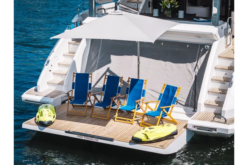 Slide: The Image of Azimut GRANDE 27M 2020 - 71