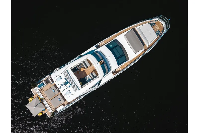 Slide: The Image of Azimut GRANDE 27M 2020 - 78