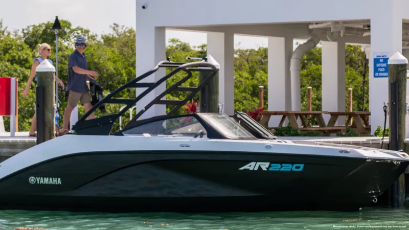 The Image of Yamaha 220AR 2025 - 1