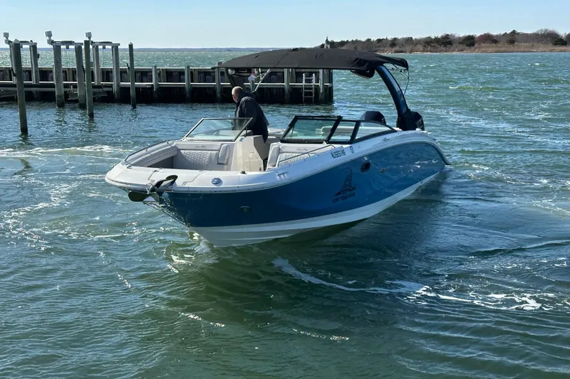 Slide: The Image of Sea Ray SDX 290 Outboard 2023 - 3