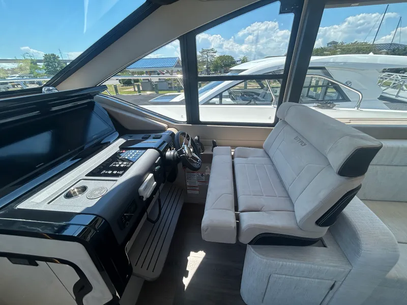 Slide: The Image of Cruisers 57 FLY 2026 - 34