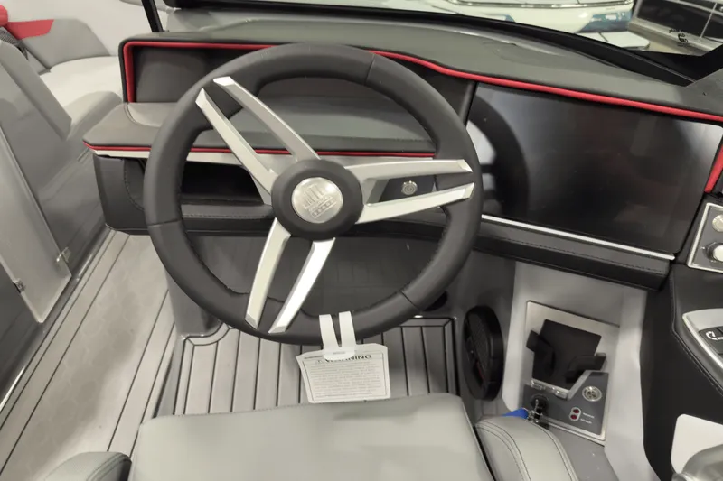 Slide: The Image of Mastercraft XT22 2025 - 27