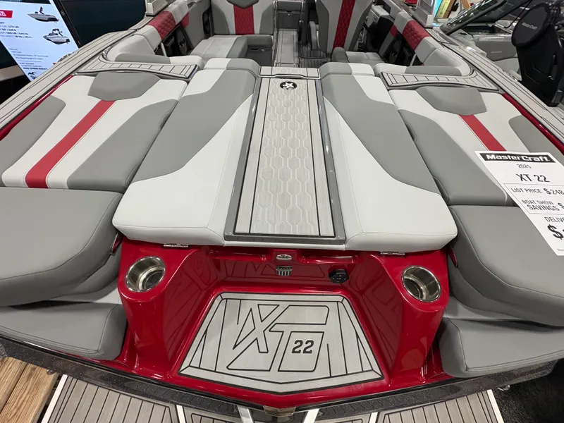 Slide: The Image of Mastercraft XT22 2025 - 56