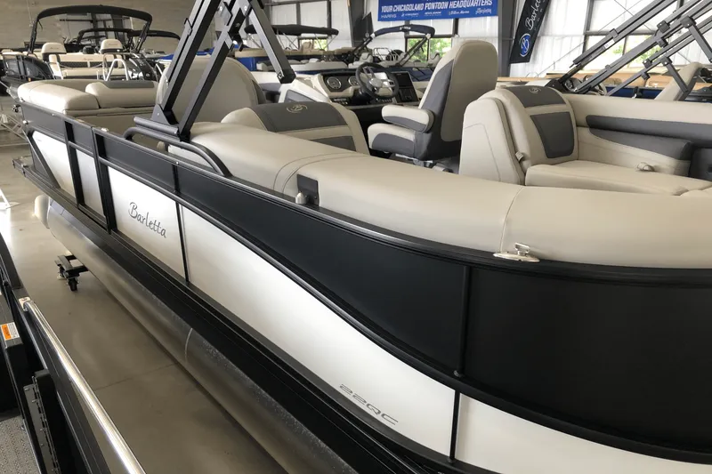 Slide: The Image of Barletta CABRIO22QC 2025 - 5