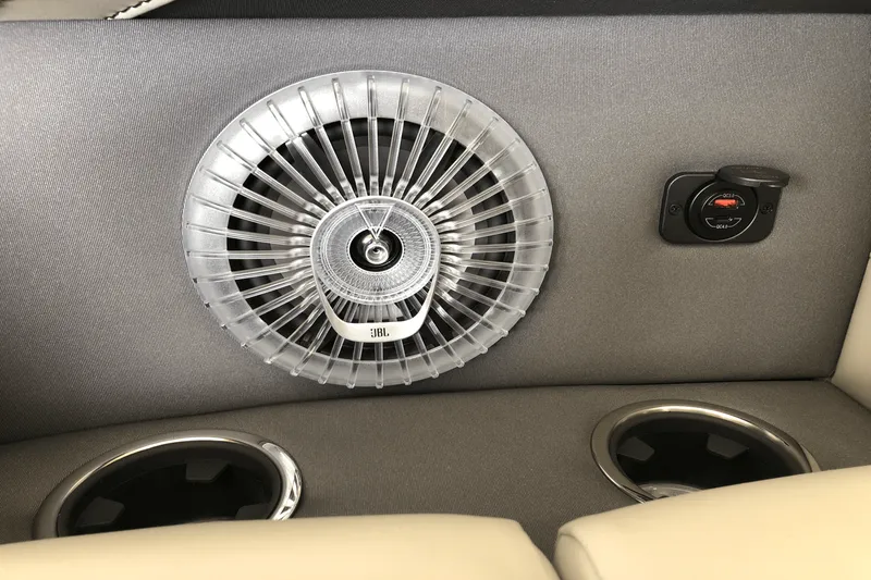 Slide: The Image of Barletta CABRIO22QC 2025 - 9