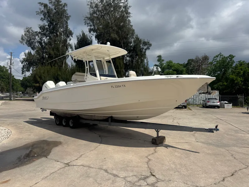 The Image of Boston Whaler 280 Dauntless 2023 - 0