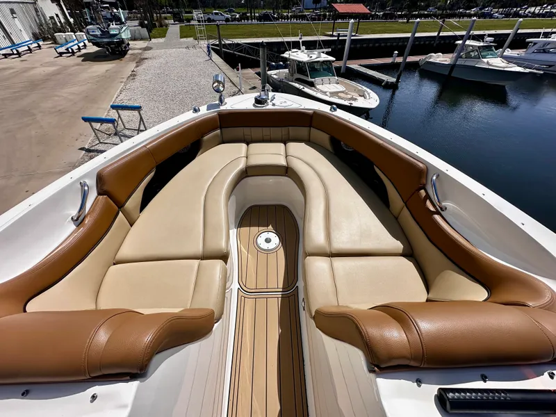 Slide: The Image of Sea Ray 300 SLX 2016 - 25