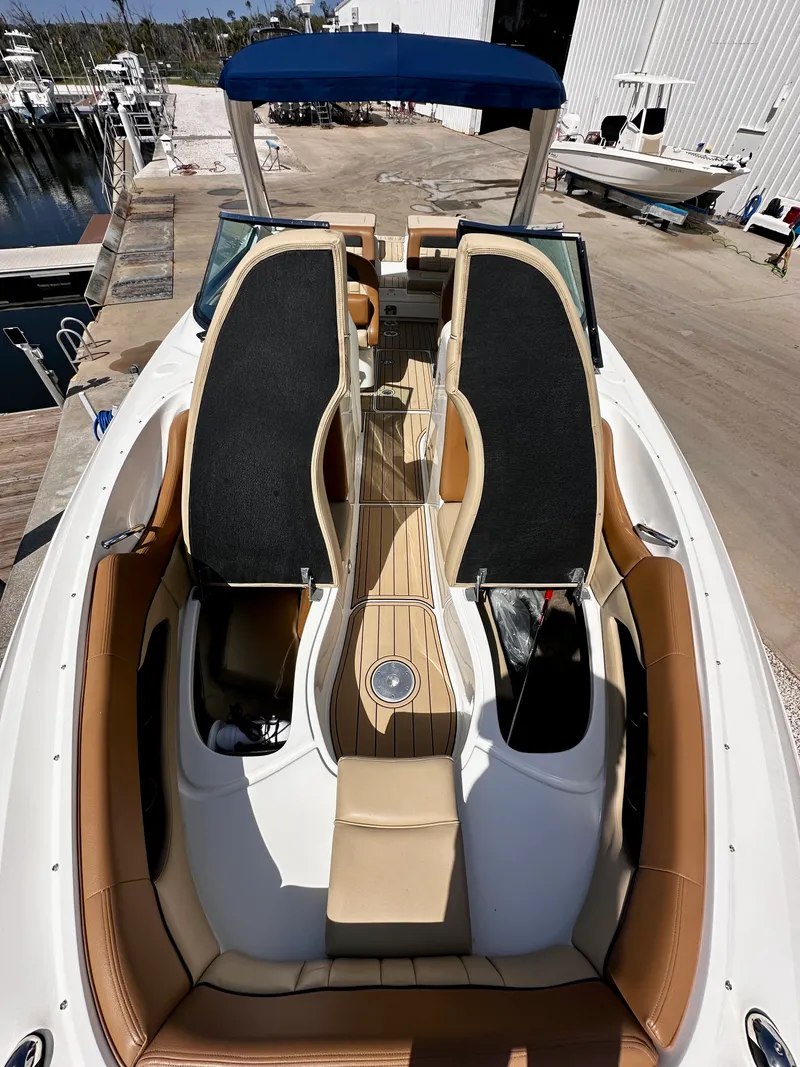 Slide: The Image of Sea Ray 300 SLX 2016 - 29
