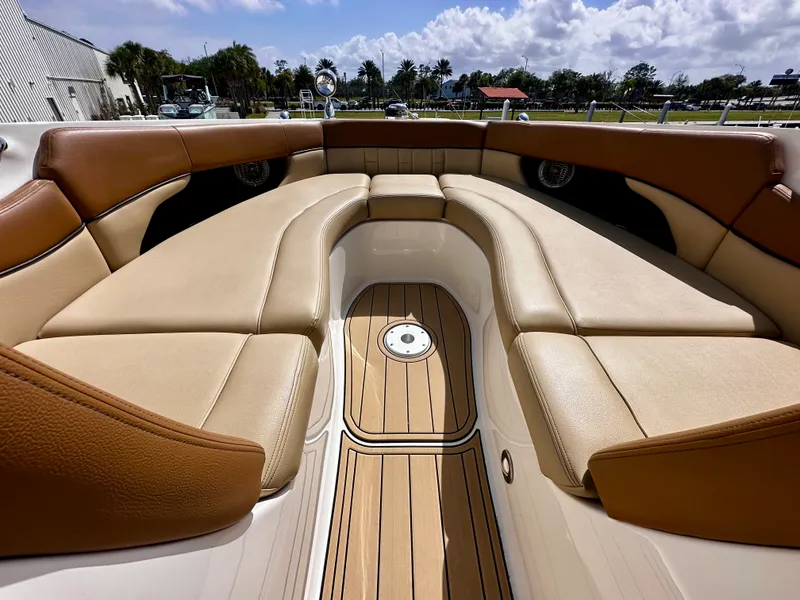 Slide: The Image of Sea Ray 300 SLX 2016 - 27