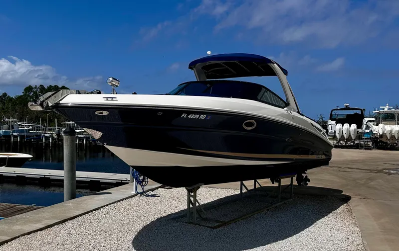 The Image of Sea Ray 300 SLX 2016 - 0