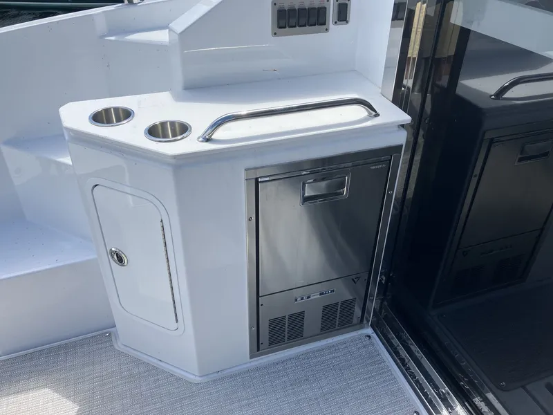Slide: The Image of Cruisers 42 Cantius 2026 - 6