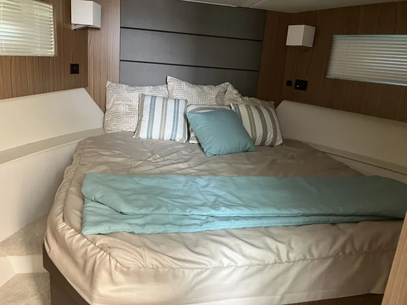 Slide: The Image of Cruisers 42 Cantius 2026 - 21