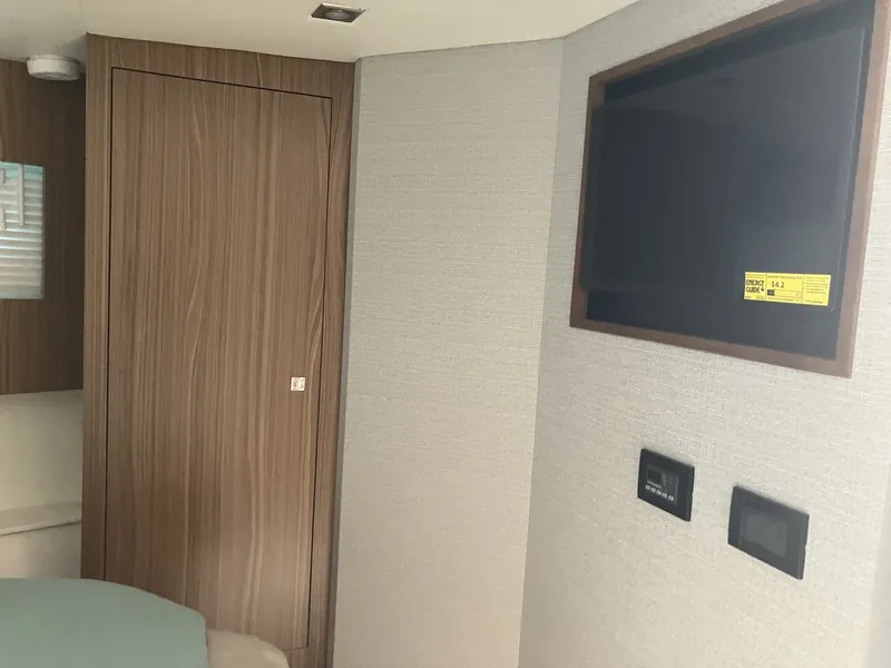 Slide: The Image of Cruisers 42 Cantius 2026 - 24