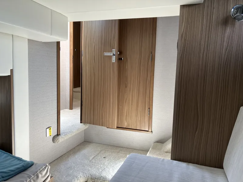 Slide: The Image of Cruisers 42 Cantius 2026 - 16
