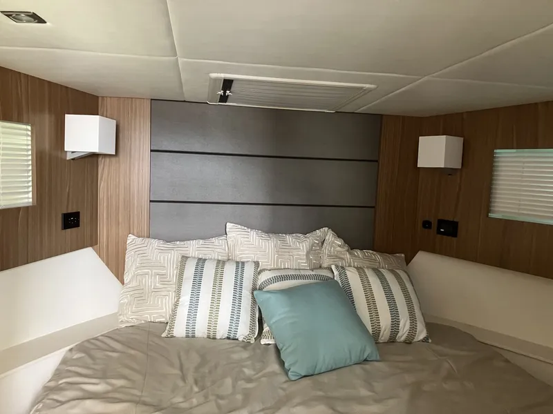 Slide: The Image of Cruisers 42 Cantius 2026 - 23